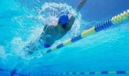 仰泳教学视频,轻松掌握水上飘移技巧